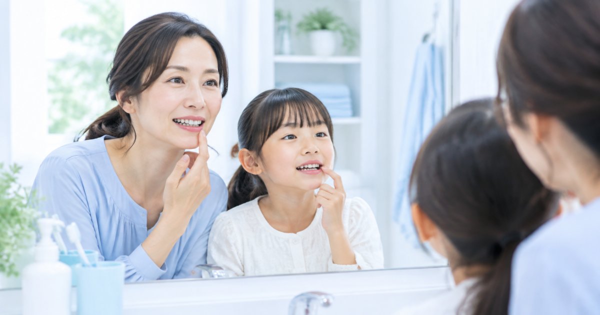 大人と子どもの歯並びセルフチェック|矯正が必要な症状を自宅で確認